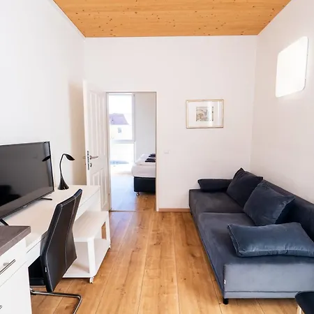 215 Wien 4-6 Pers 42m2 Apartman *