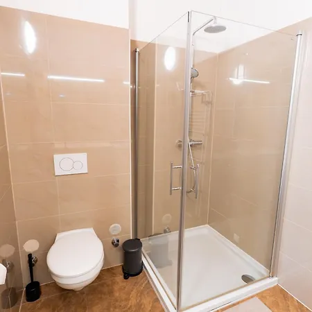 215 Wien 4-6 Pers 42m2 Daire