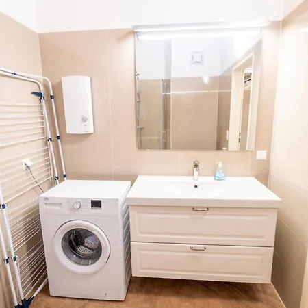 215 Wien 4-6 Pers 42m2