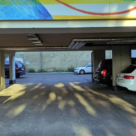 215 Wien 4-6 Pers 42m2 Apartman *