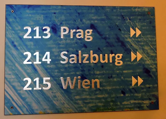 215 Wien 4-6 Pers 42m2 דירה